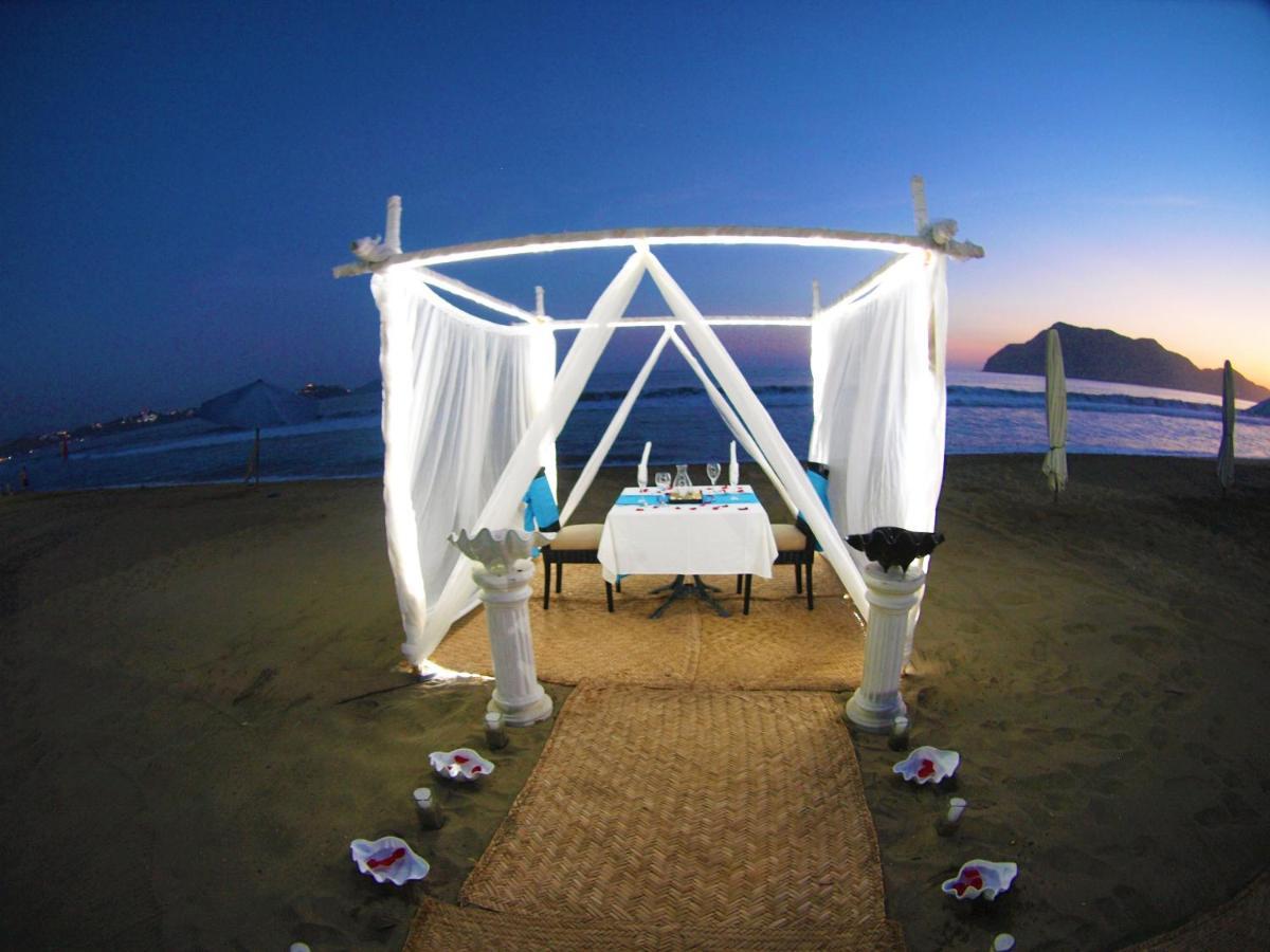 Mar Celeste Manzanillo Exterior foto